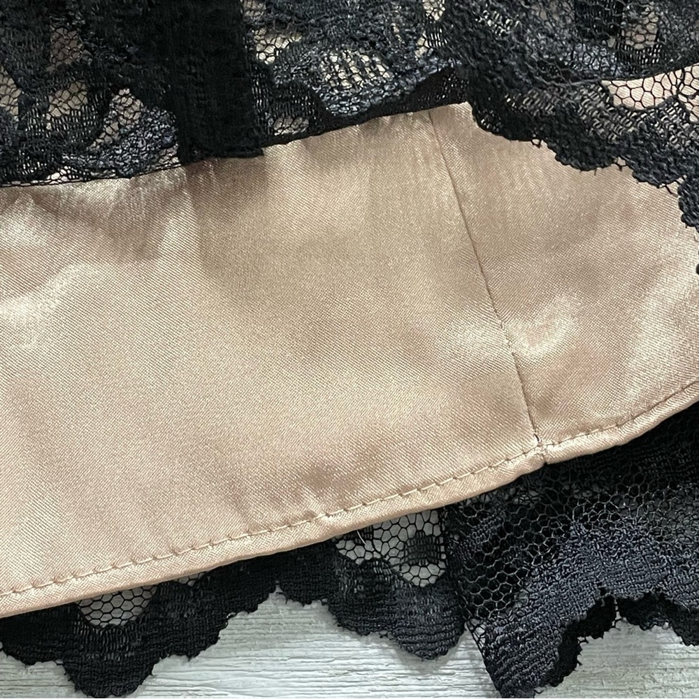 ELIZA J Sleeveless Lace Dress - Picture 4 of 6
